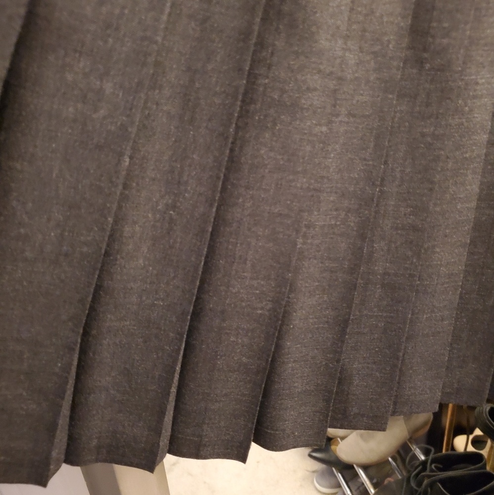 Midi pleated skirt